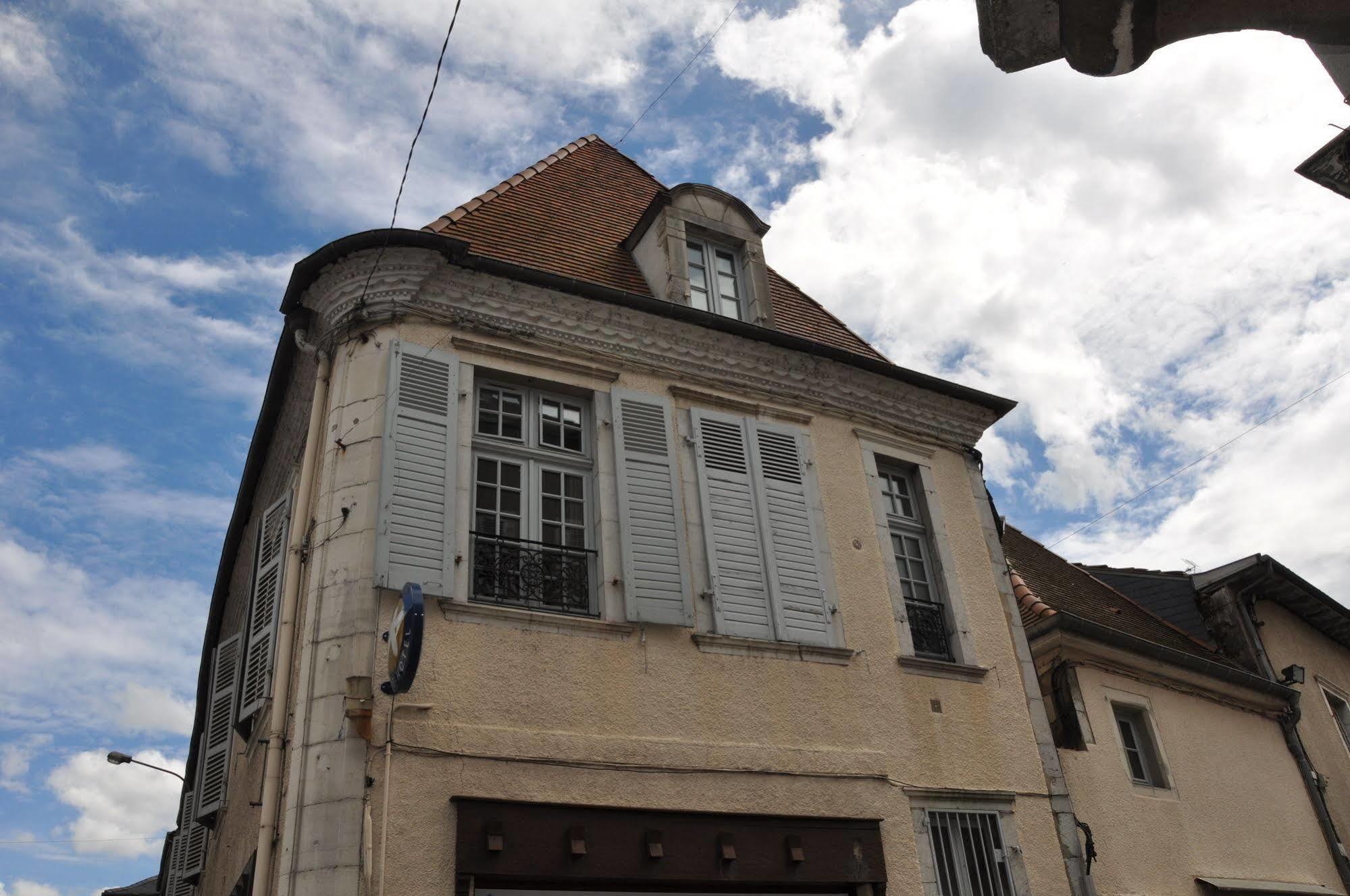 The Originals City, Hotel La Reine Jeanne, Orthez Exteriör bild