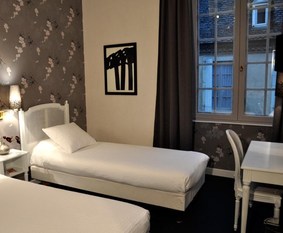 The Originals City, Hotel La Reine Jeanne, Orthez Exteriör bild